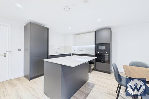 2 bedroom duplex to rent, Shale Lane, M5