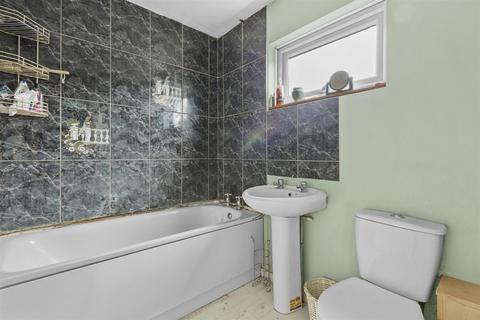 undefined, Glenister Road, High Wycombe HP12