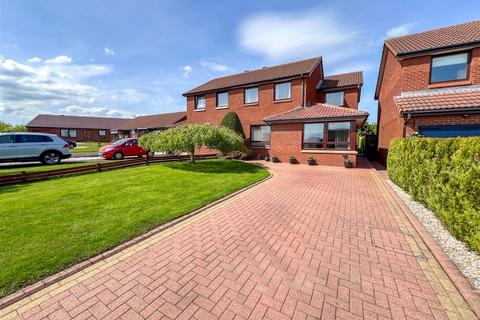 undefined, 14 Roddam Court, Tweedmouth