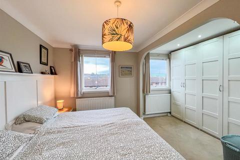 undefined, 14 Roddam Court, Tweedmouth