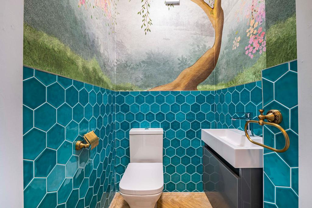 Communal WC