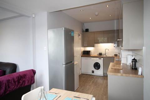 3 bedroom apartment to rent, Milton Street, Derby,