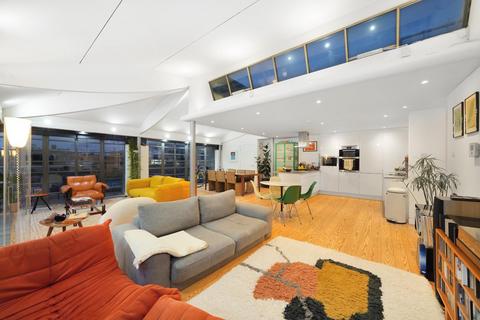 undefined, Great Sutton Street, Clerkenwell, EC1V