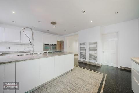 undefined, Mount Park Road, Harrow on The Hill HA1
