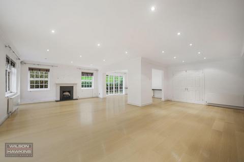 undefined, Mount Park Road, Harrow on The Hill HA1