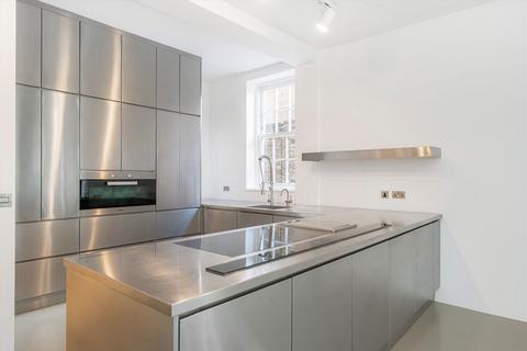 undefined, Church Street, Isleworth TW7