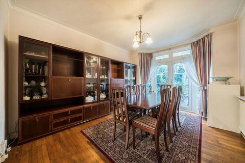 3 bedroom semi-detached house for sale, Craneford Way, Twickenham TW2