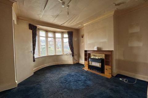 3 bedroom semi-detached house for sale, Mandale Road, Bradford, BD6