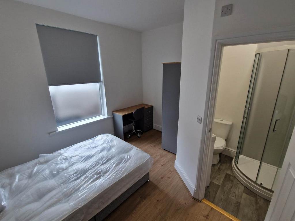 Stepping Lane - Room