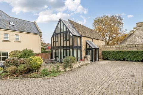 2 bedroom barn conversion for sale, Mansion House Mews, Corsham
