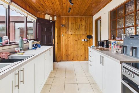 2 bedroom detached bungalow for sale, Hillgate Street, King's Lynn PE34