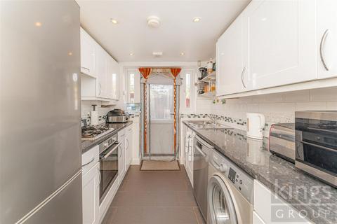 3 bedroom end of terrace house for sale, Picketts Lock Lane, Edmonton, N9