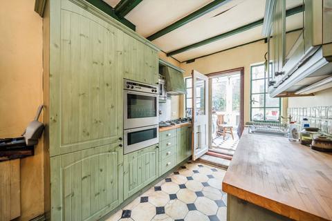 undefined, Hardwicke Road, London W4
