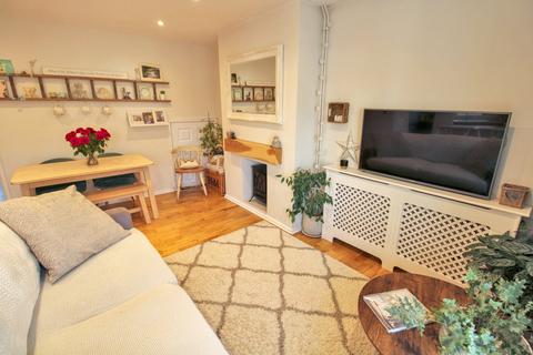 4 bedroom semi-detached house for sale, Paddock Close, Clapham, Bedford, MK41