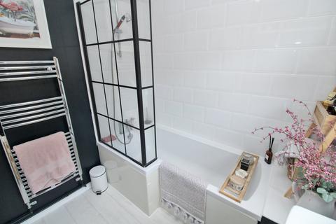 4 bedroom semi-detached house for sale, Paddock Close, Clapham, Bedford, MK41