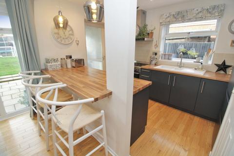 4 bedroom semi-detached house for sale, Paddock Close, Clapham, Bedford, MK41