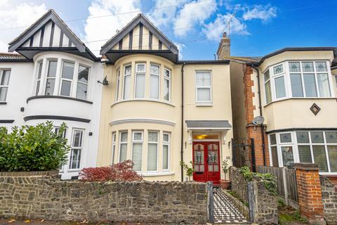 Rockleigh Avenue, Leigh-on-sea, SS9