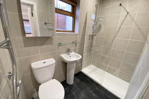undefined, Brunswick Avenue, London N11