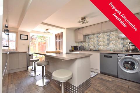 2 bedroom house to rent, Priory Road, Gloucestershire GL1