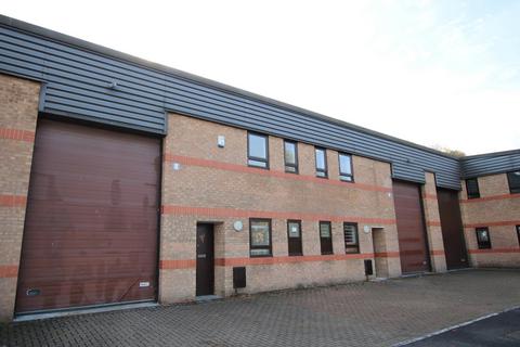 Storage to rent - Unit 8-9 Stepnell Reach, 541 Blandford Road, Hamworthy, BH16 5BW