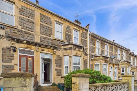 4 bedroom terraced house to rent, Coronation Avenue, Bath, Bath and North East Somerset, BA2