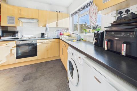 6 bedroom terraced house to rent, Ashley Terrace, Bath, Bath and North East Somerset, BA1