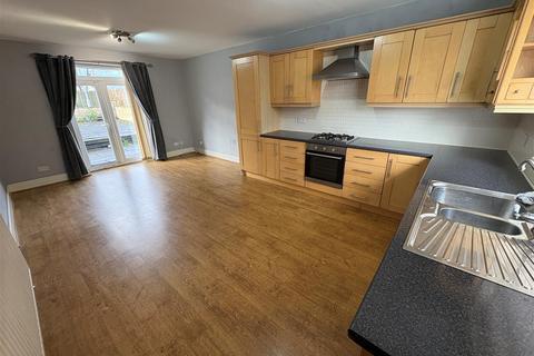 undefined, Delph Grove, Clayton, Bradford