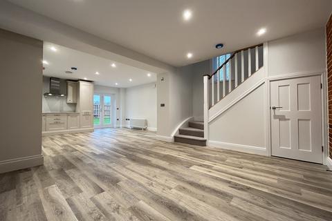 undefined, Oakley, Basingstoke, Hants