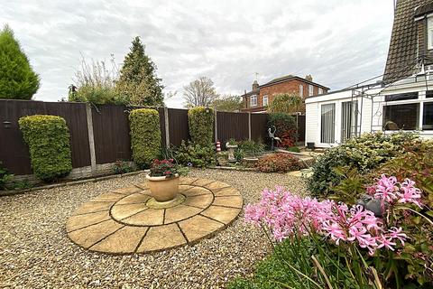 3 bedroom detached house for sale, Spalding Road, Holbeach