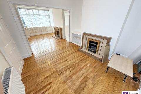 3 bedroom semi-detached house for sale, Bembridge Close, Leicester, LE3