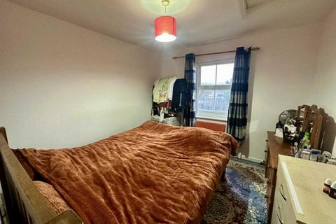undefined, BATH ROAD, THATCHAM RG18