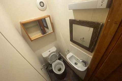 2 bedroom terraced house to rent, Clarence Road, Wisbech, PE13 2ED