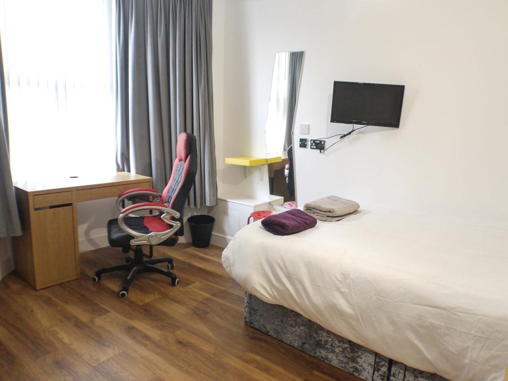 Big bedroom