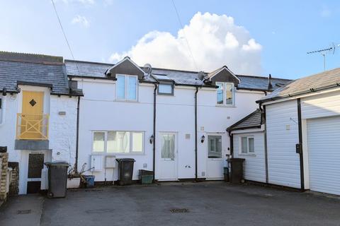 2 bedroom terraced house to rent, Gestridge Road, Kingsteignton
