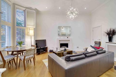 2 bedroom flat for sale, Fulham Road, SW6