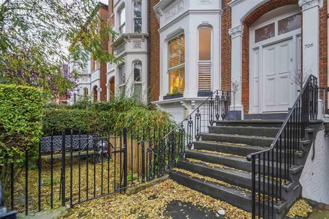 2 bedroom flat for sale, Fulham Road, SW6