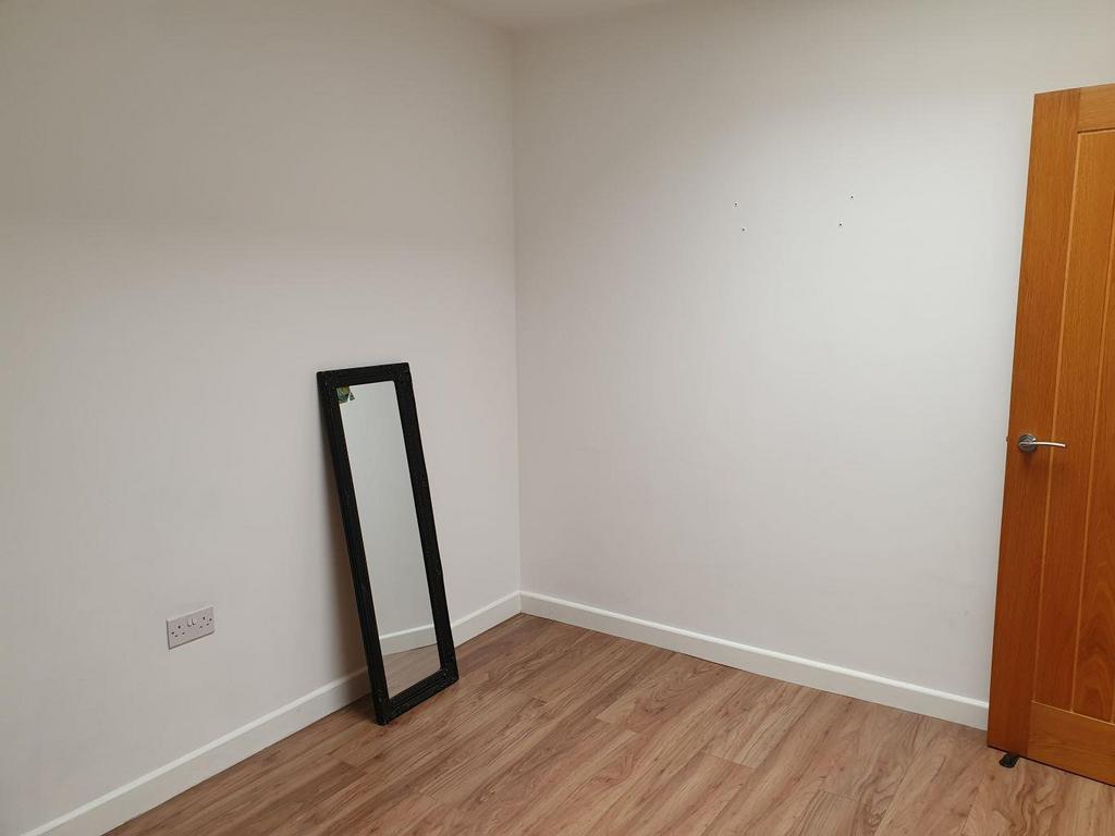 Master Bedroom.jpg