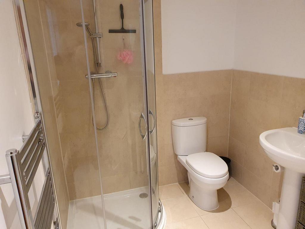 Shower room.jpg