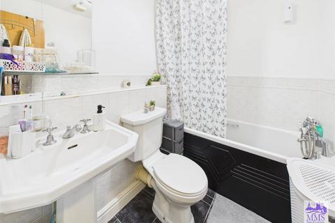 2 bedroom apartment for sale, Keating Close, Rochester