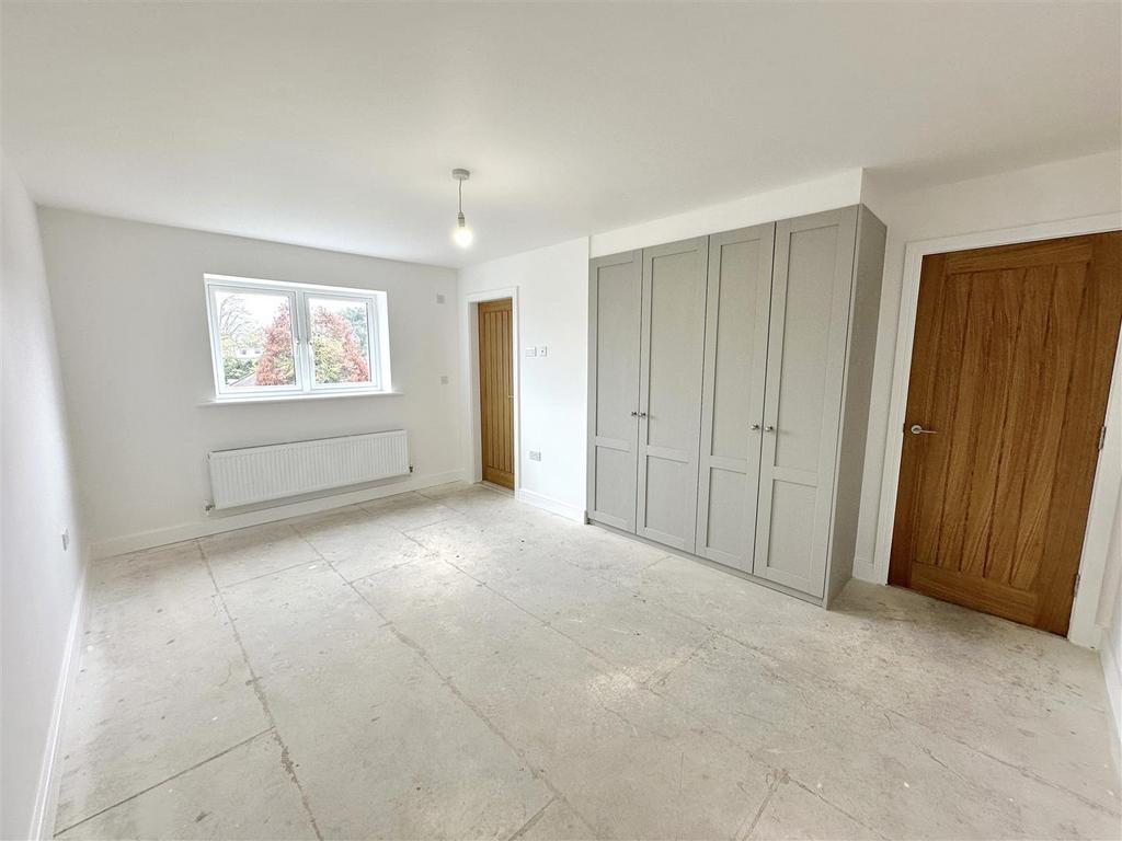 Bedroom1.1.jpg