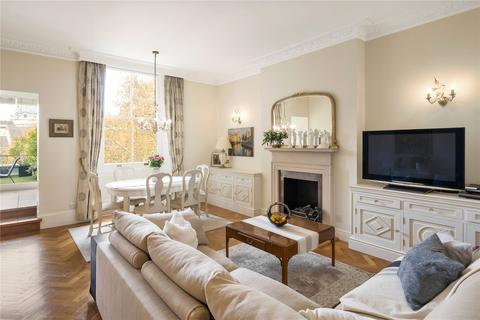 2 bedroom apartment for sale, Ennismore Gardens, Knightsbridge, London, SW7