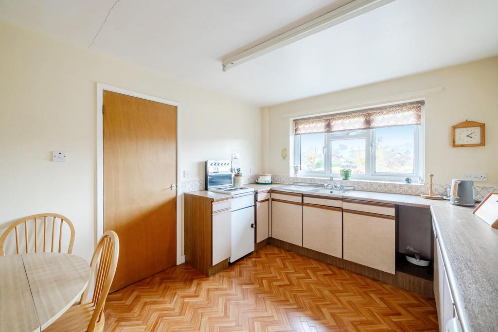 Kitchen corner.jpg