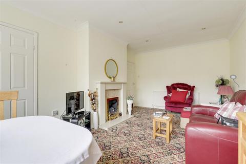 2 bedroom detached bungalow for sale, Appledorne Way, Nottingham NG5