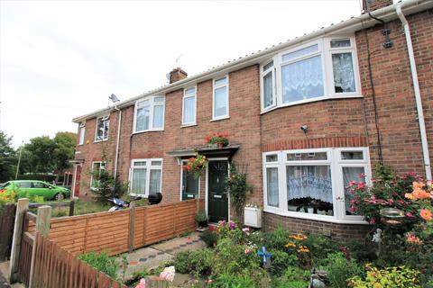 3 bedroom terraced house to rent, Irstead Road, Norwich NR5