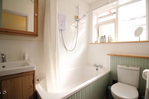 3 bedroom terraced house to rent, Irstead Road, Norwich NR5