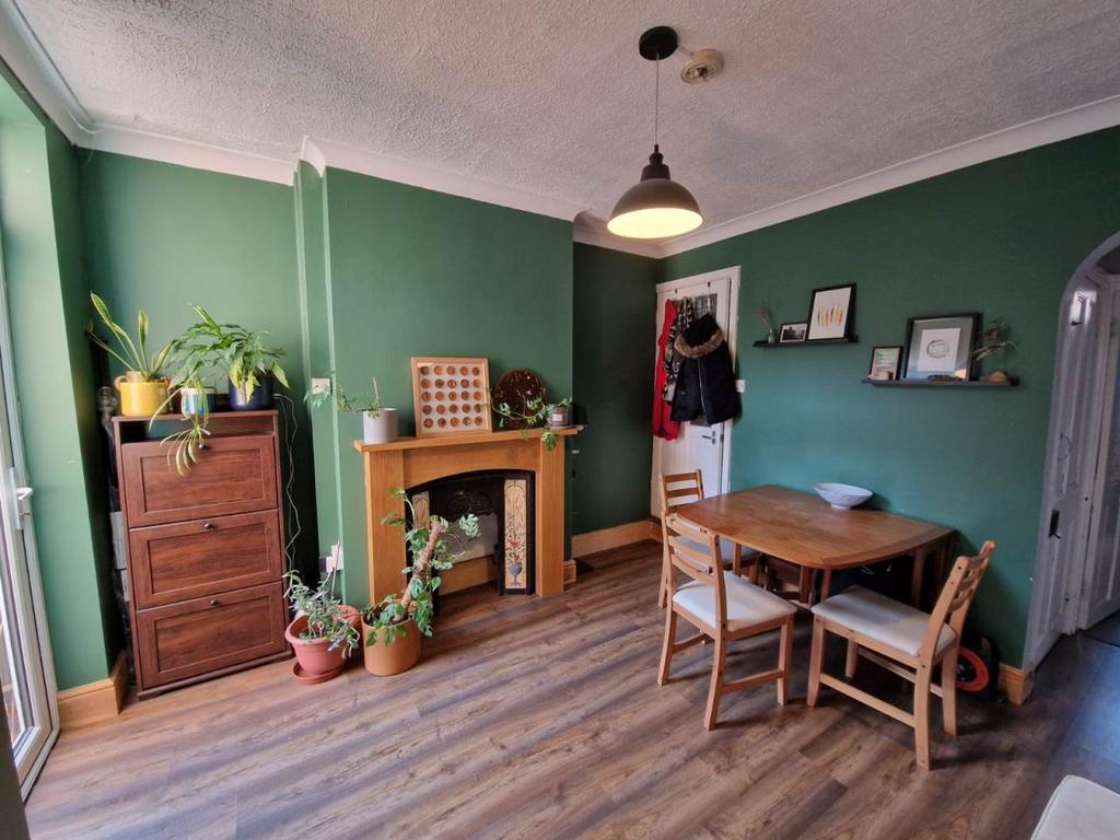 Dining Room (3)
