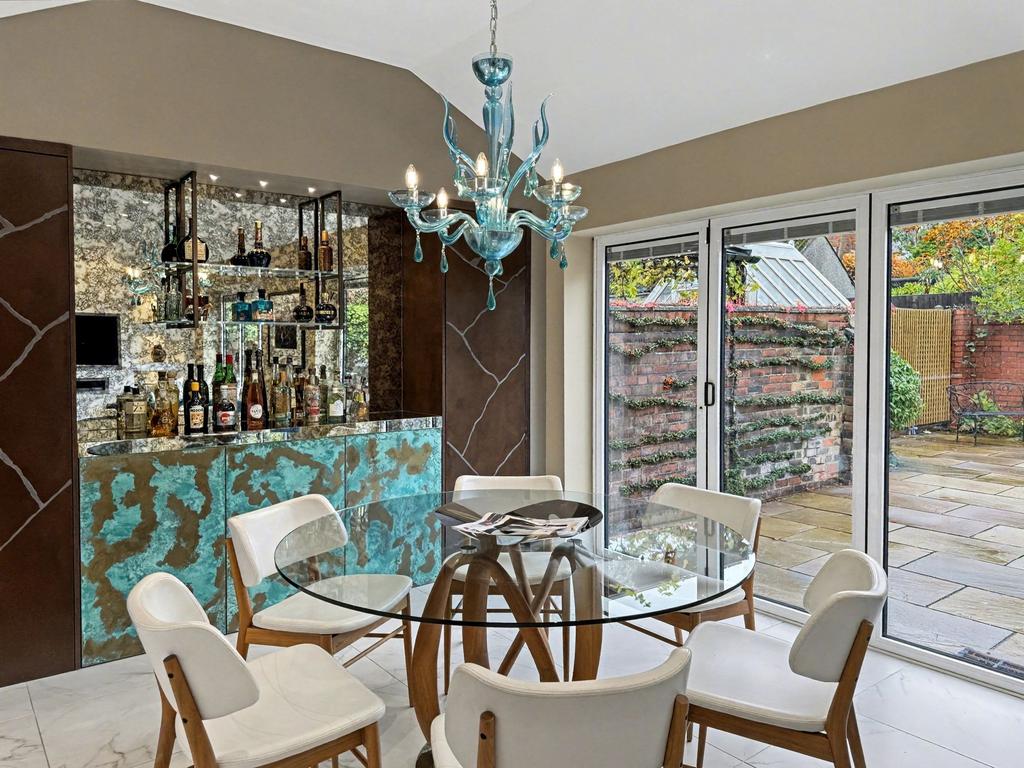 Lounge / Diner