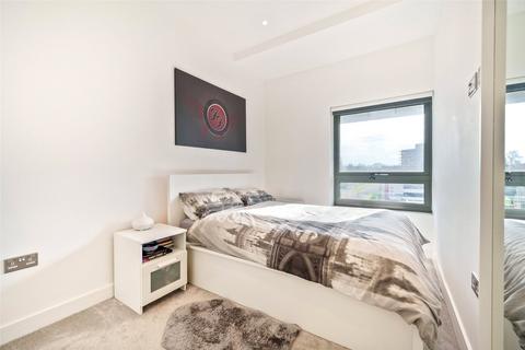undefined, The Ring, Berkshire RG12