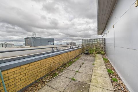 undefined, Queens Court, Queens Dock Avenue, HU1 3DR