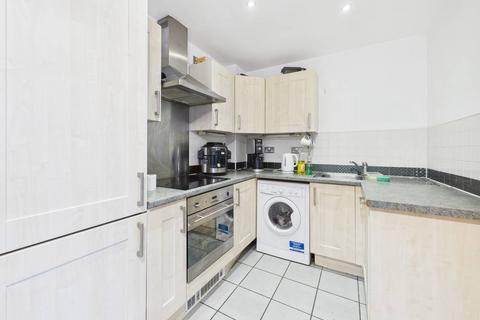 undefined, Queens Court, Queens Dock Avenue, HU1 3DR